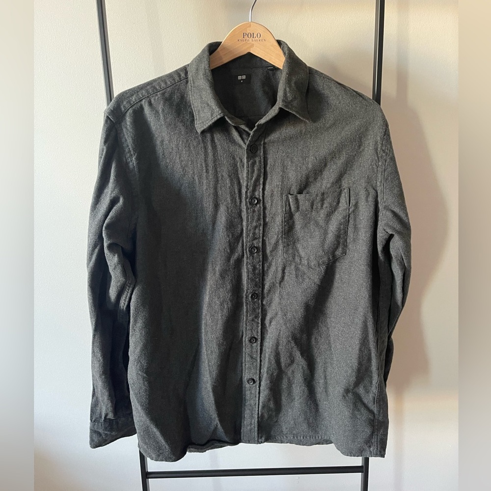 Uniqlo Flannel Button Down